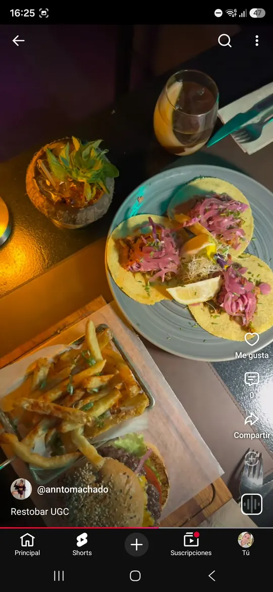 Video UGC de Anto en un restobar